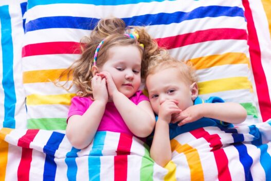 Farverigt sengetøj til børn